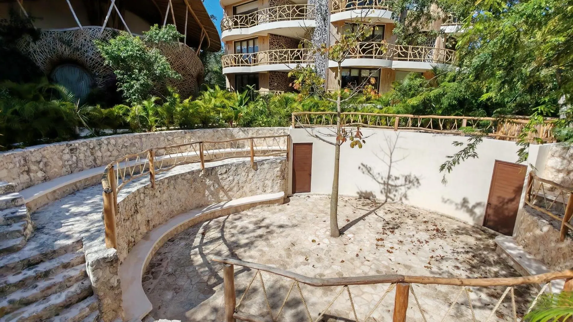 Jacuzzi Retreat Sunrise Haven Apartment Tulum 0*,  Mexico